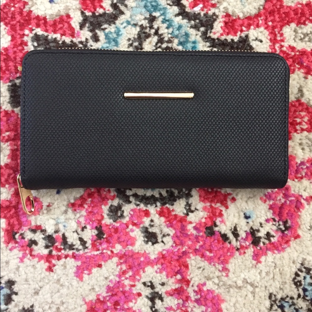 Simple Black Wallet